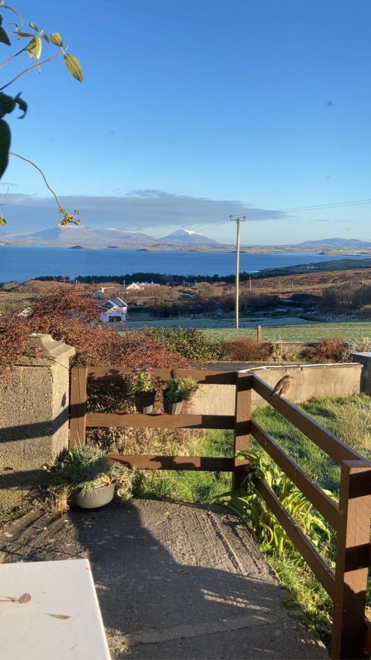 Sea View Chalet Kilsallagh Westport Co Mayo ภายนอก รูปภาพ